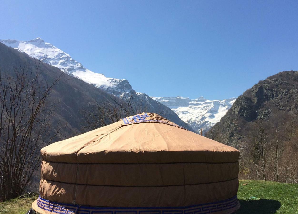 Yourtes Mongoles Gavarnie Gèdre Eksteriør bilde